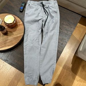 Men’s pac sun grey khaki jogger, small.